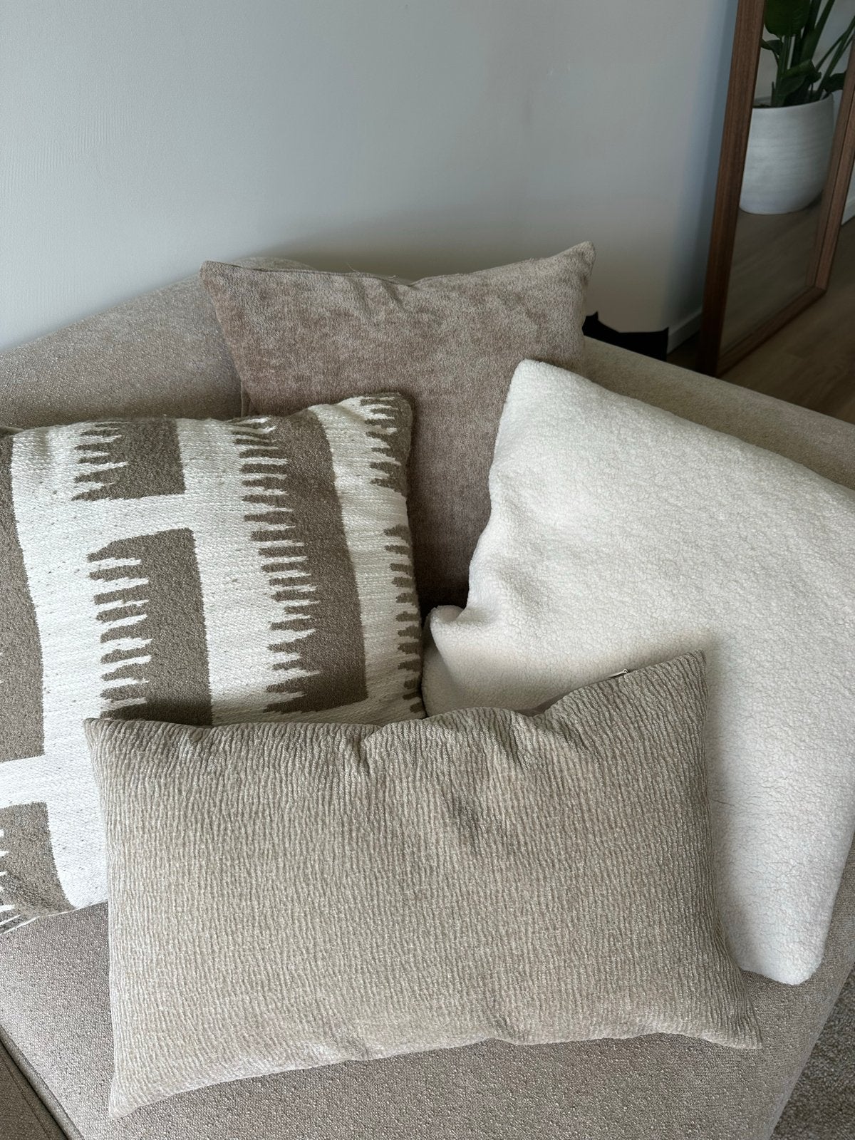 Set van 4 sierkussens van de Kwamtum, Huis en Inrichting, Woonaccessoires | Kussens, Ophalen, Overige merken, Gebruikt, Meerkleurig