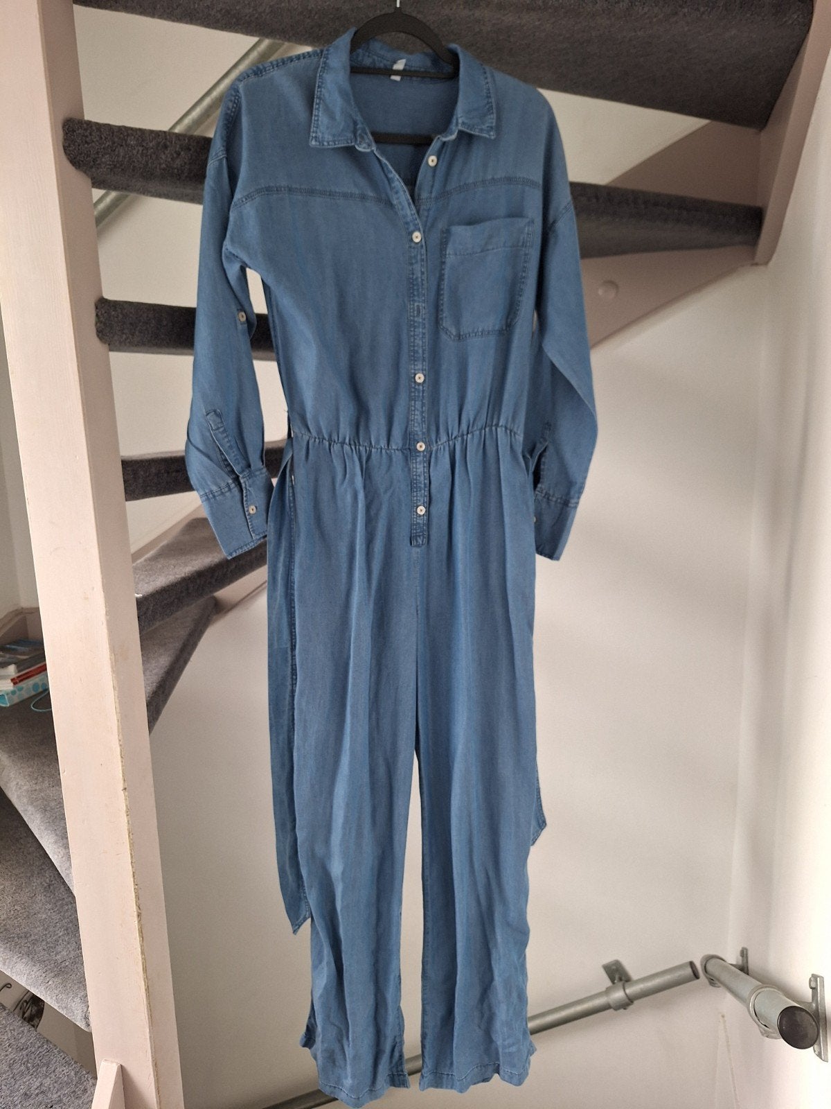 Hema denim jumpsuit maat M, Kleding | Dames, Jumpsuits, Maat 38/40 (M), Blauw, Ophalen of Verzenden, Gedragen