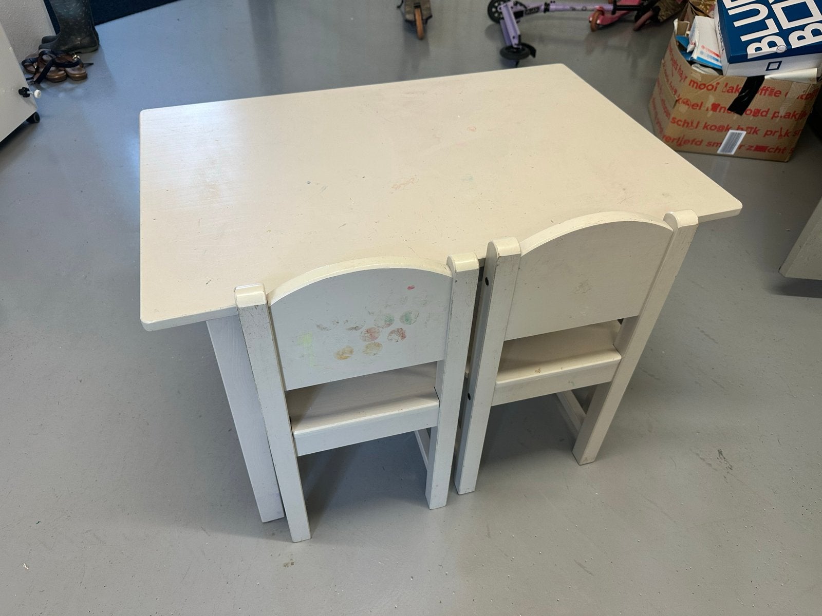 Kinder tafel en stoeltjes - opknapper, Ophalen, Gebruikt, Tafel(s) en Stoel(en)