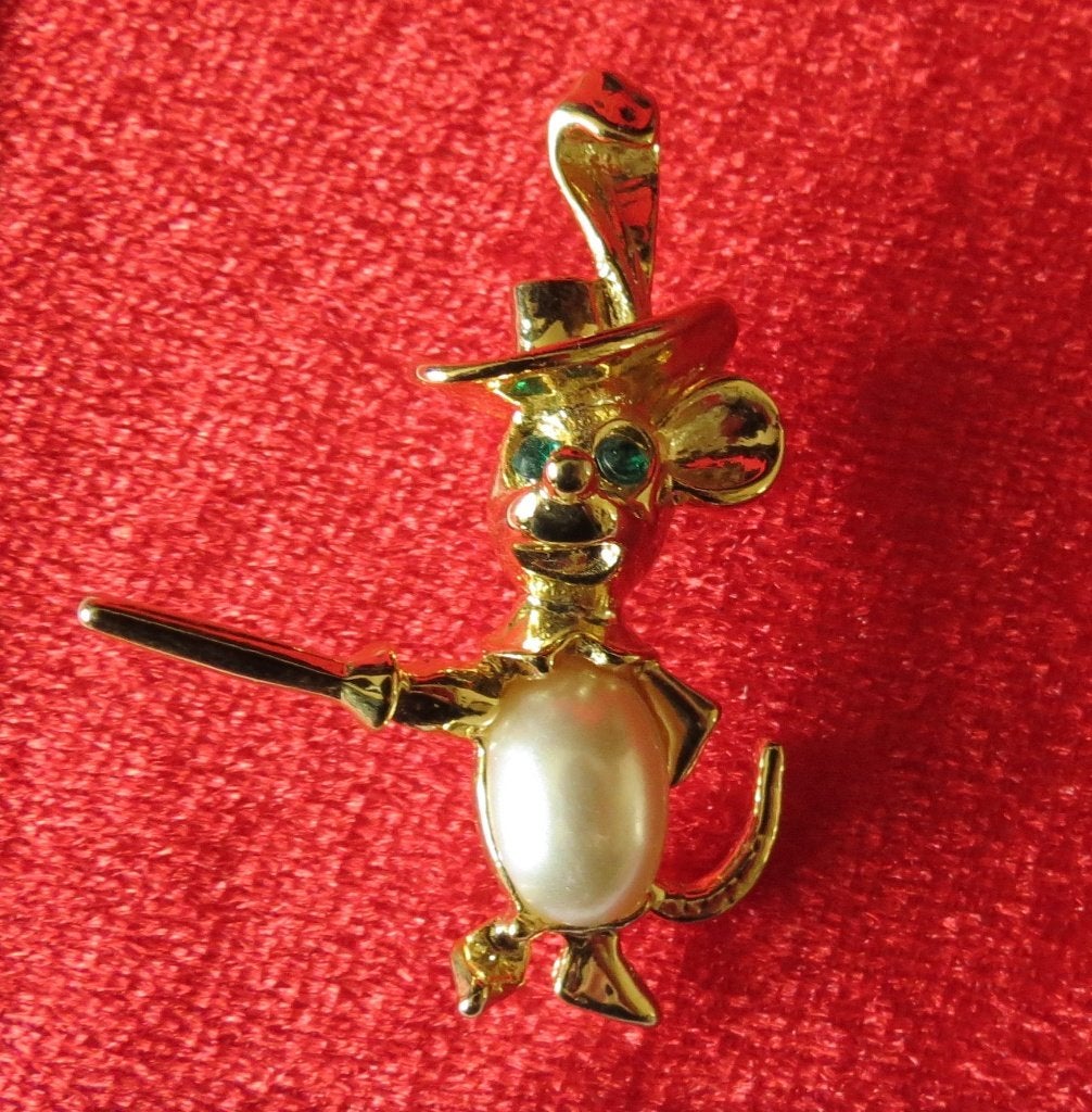 Goudkleurige metalen zorro muis +zwaard+een parel als buik, Sieraden, Tassen en Uiterlijk, Marktplaats@koningsieraden.nl, Overige materialen