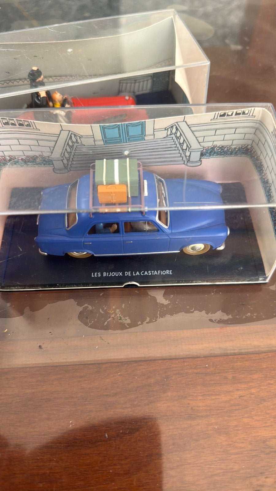 Peugeot 403 Kuifje schaalmodel 1:43 - Blauw - Editions, Hobby en Vrije tijd, Modelauto's | 1:43, Ophalen of Verzenden, Zo goed als nieuw