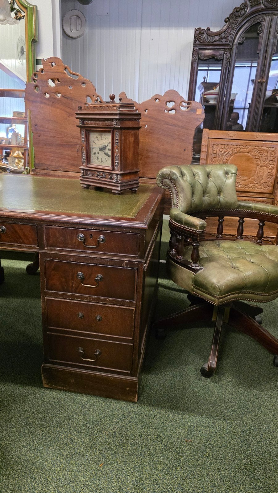 complete chesterfield kantoor inrichting, Ophalen