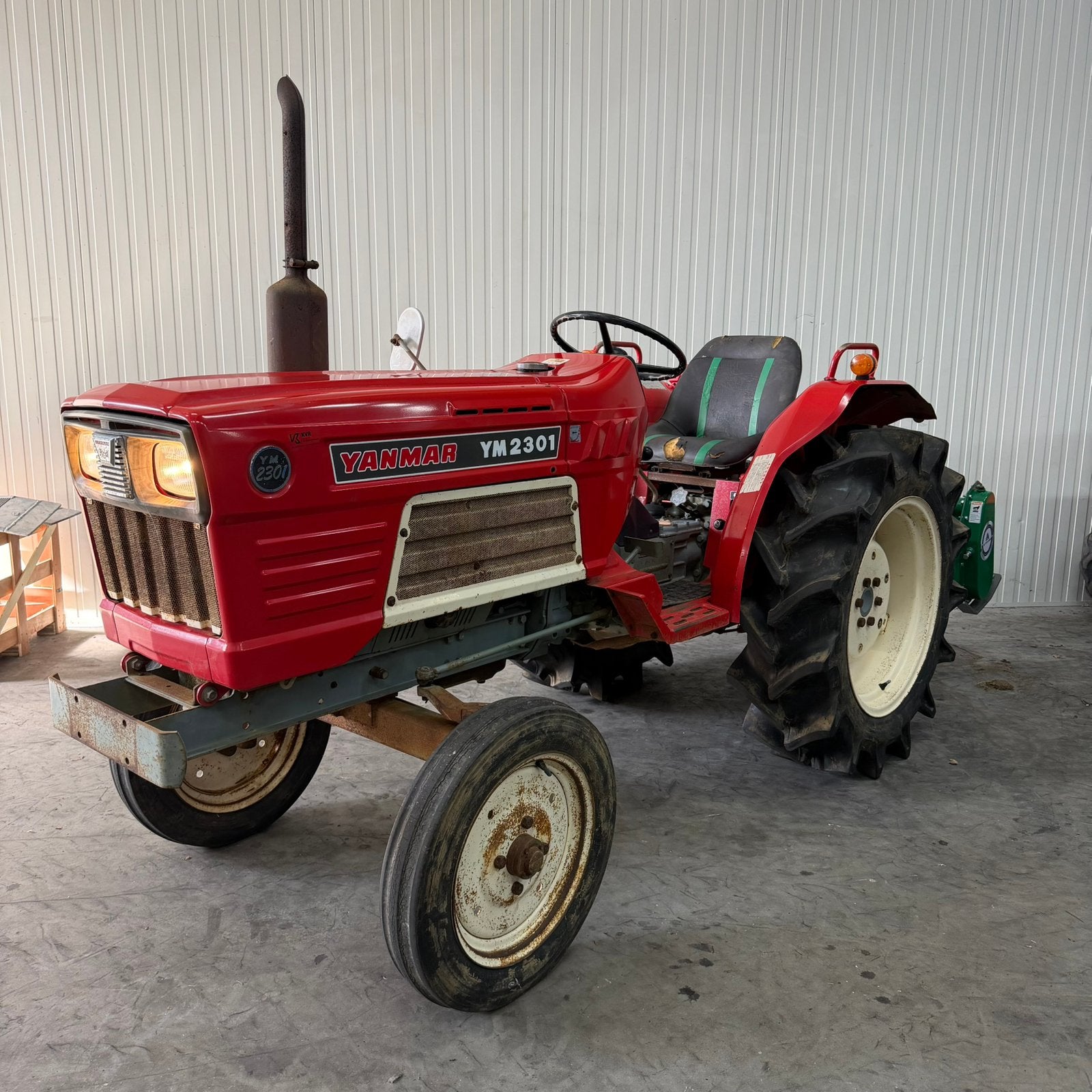 Yanmar YM 2301 + Grondfrees, Gebruikt, Tot 2500, Tot 80 Pk, Ophalen