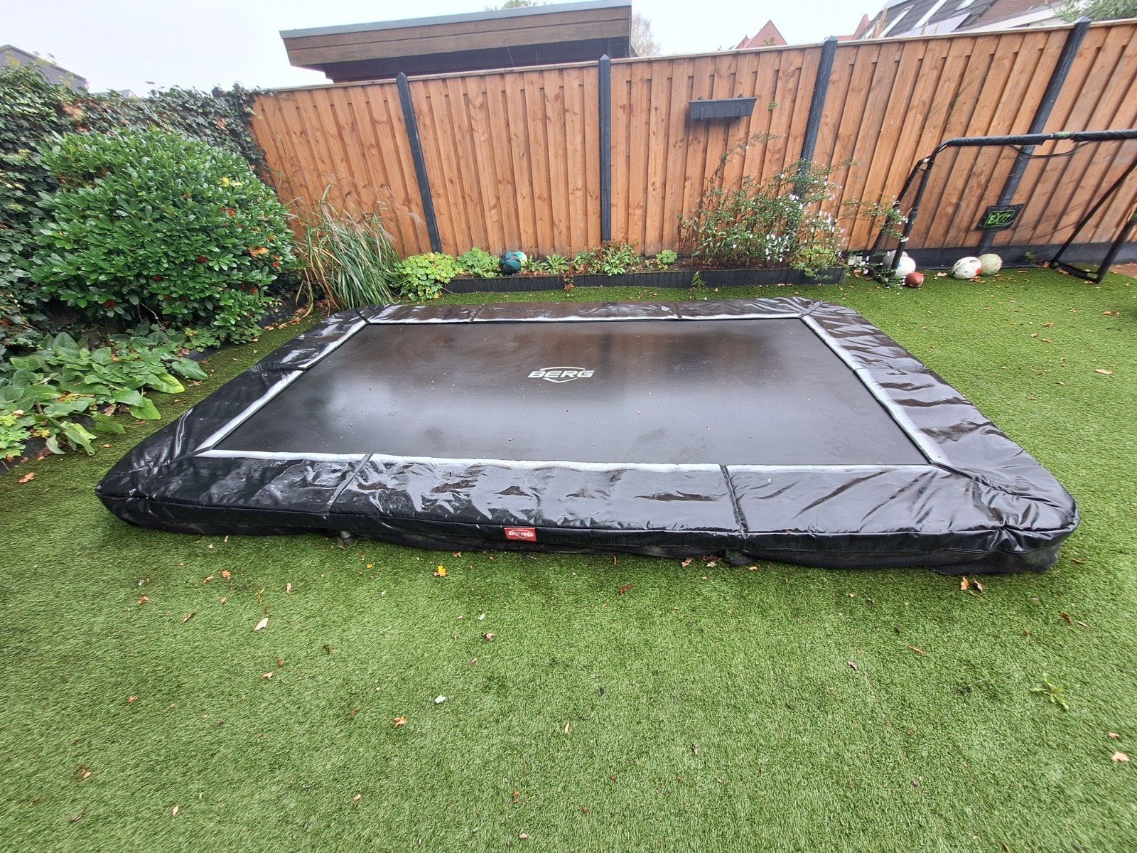 BERG Sports Ultim Favorit Inground trampoline 410x250cm, Ophalen, Gebruikt
