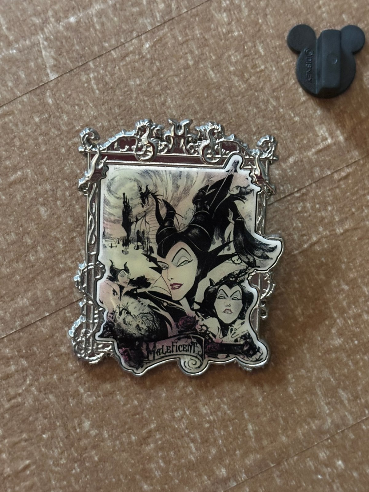 Disney pin Maleficent (doornroosje), Ophalen of Verzenden, Zo goed als nieuw