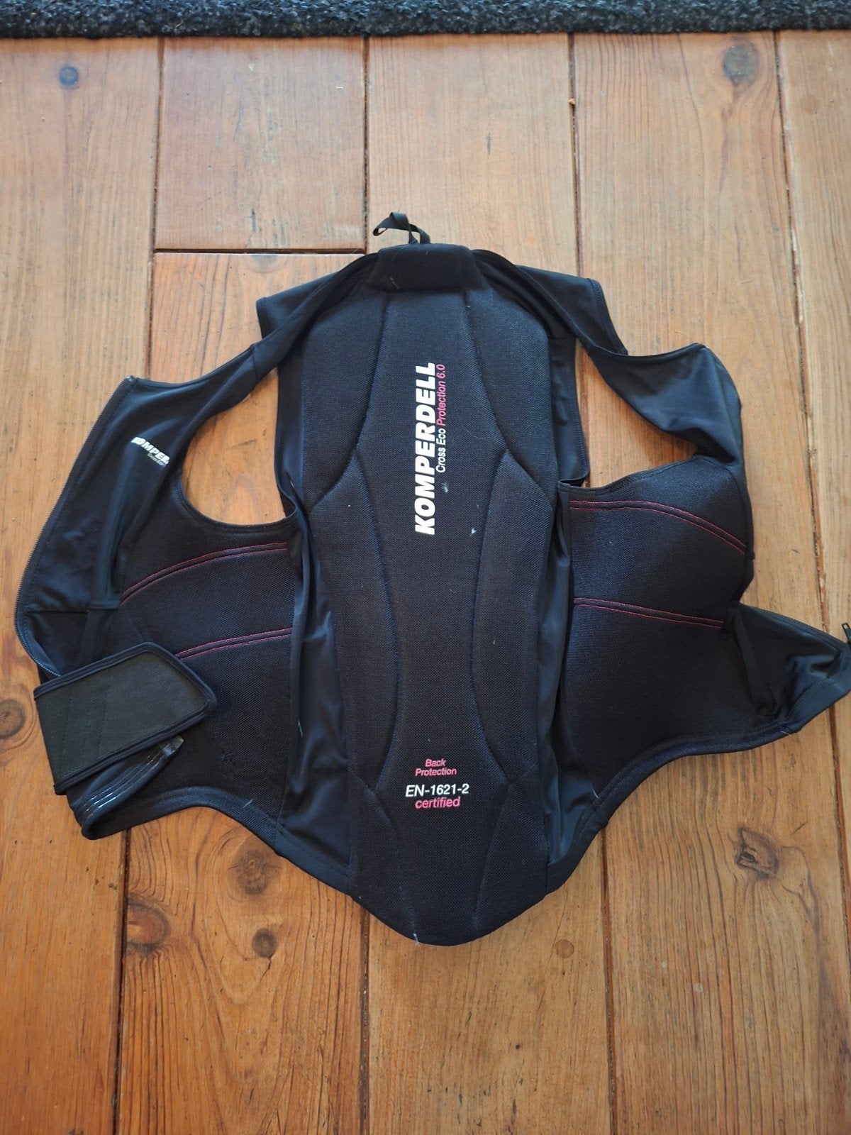 Rugprotector vest met rits en band voor de middel, Ophalen of Verzenden, Zo goed als nieuw, Helm of Bescherming