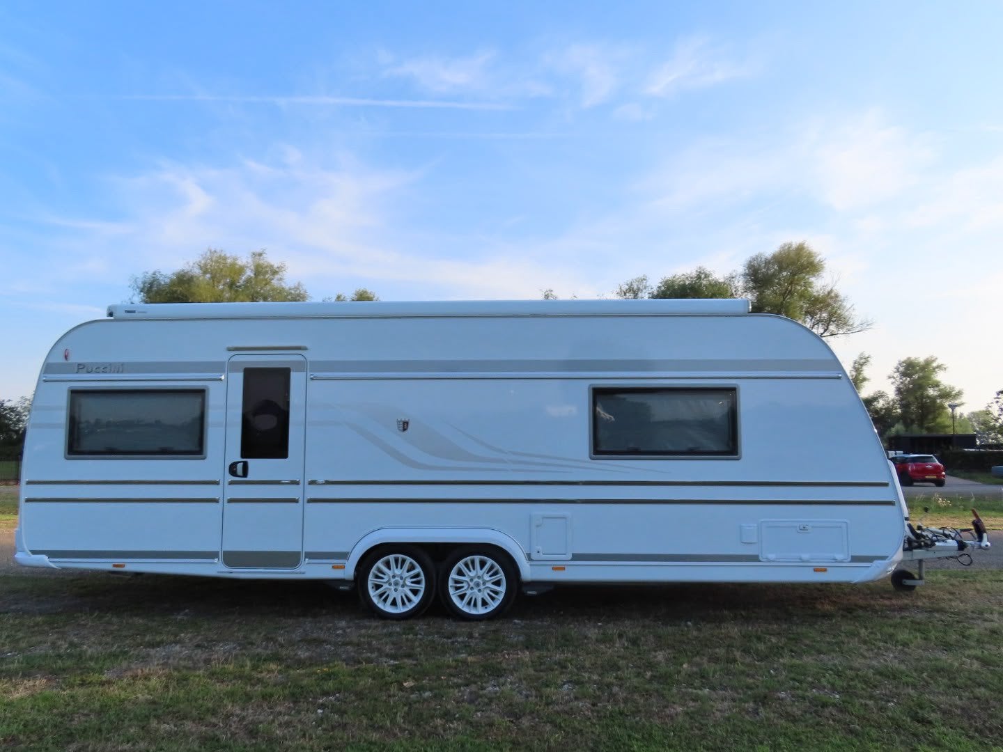 Tabbert Puccini 685 bj 2023 mover/ luifel/ voortent/ airco, Caravans en Kamperen, Rondzit, Tabbert, Bedrijf, Schokbreker