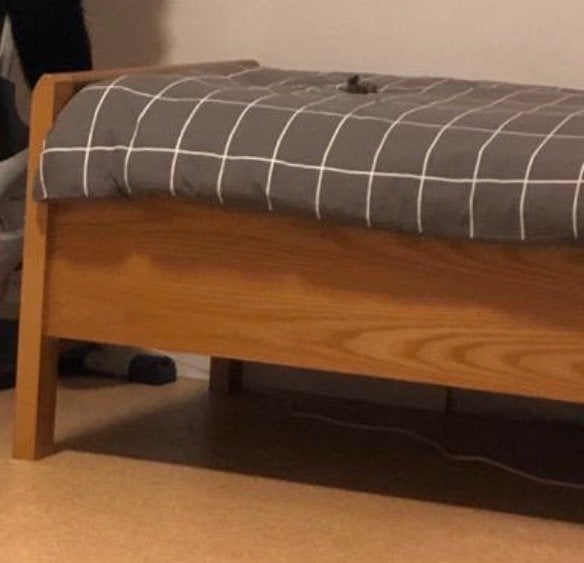 Verstelbaar eenpersoonsbed met houten frame, Ophalen, 90 cm, Eenpersoons, Bruin