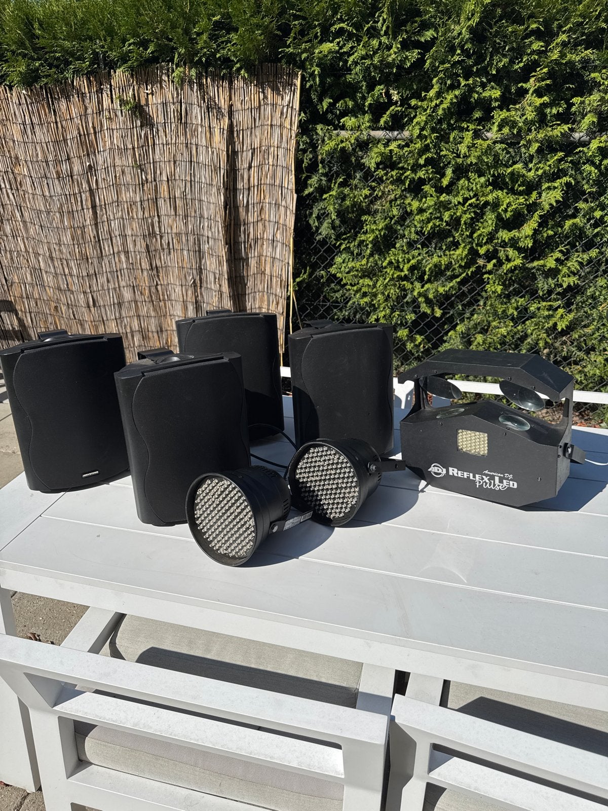 Partyset: 4 speakers, 2 LED spots, 1 American DJ Reflex LED, Ophalen, Gebruikt, Overige typen