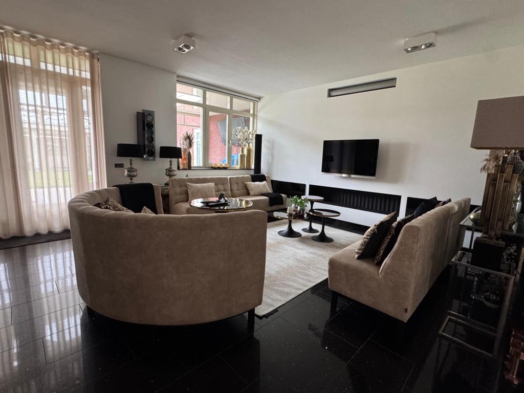 Rondzit kleur creme 200 x 88 x 100, Ophalen, Gebruikt, Overige materialen