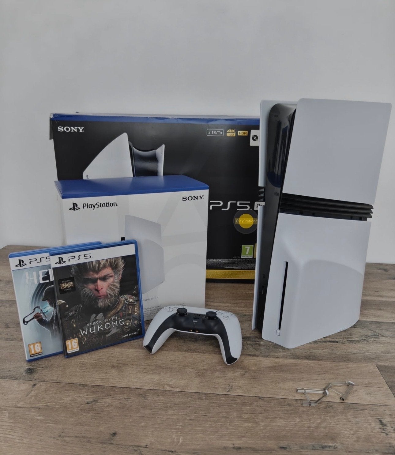 Sony PlayStation 5 Pro 2TB, Spelcomputers en Games, Games | Sony PlayStation 5, Nieuw, Ophalen of Verzenden