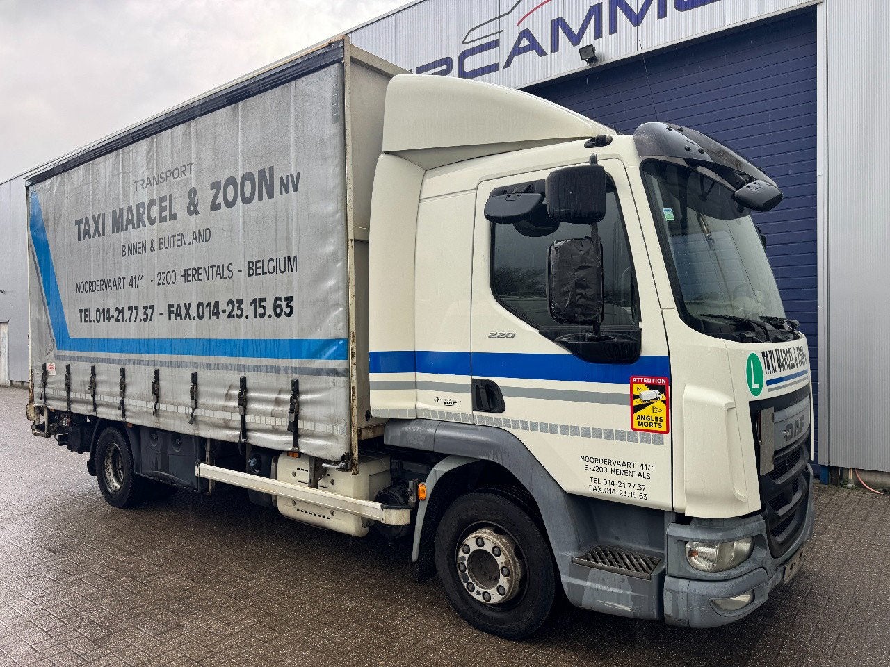 DAF LF 220 - automaat- laadklep- schuifzeilen, Auto's, Automaat, Wit, Diesel, Particulier