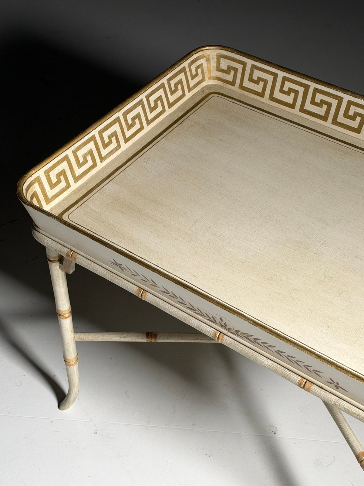 Faux Bamboo Tray Table bijzettafel, Antiek en Kunst, Ophalen of Verzenden