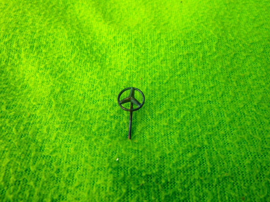Mercedes-Benz speldje/pin, Verzamelen, Ophalen of Verzenden, Gebruikt, Merk, Speldje of Pin