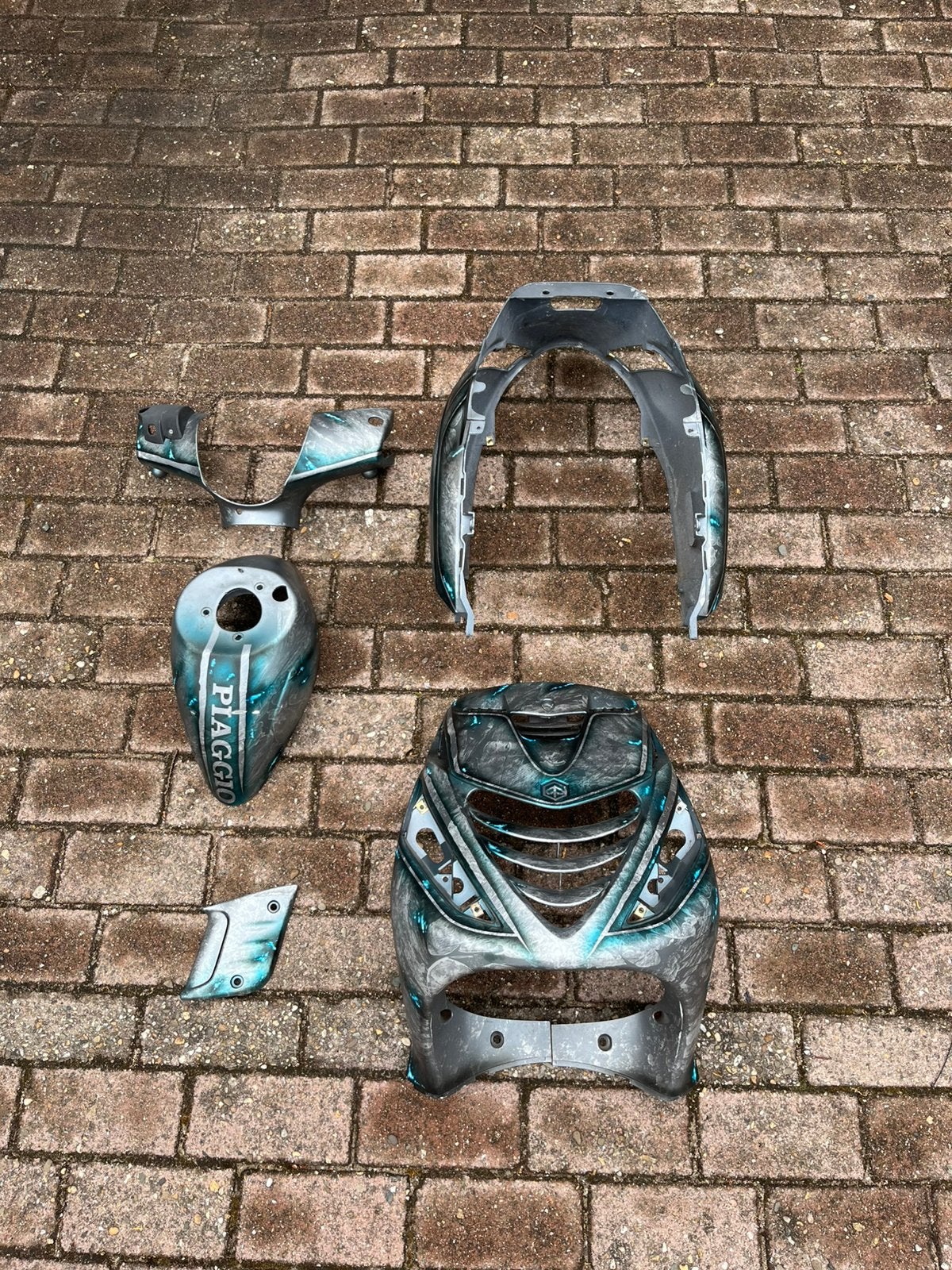 Piaggio zip sp kappenset custom niels paint sp spatbord, Ophalen