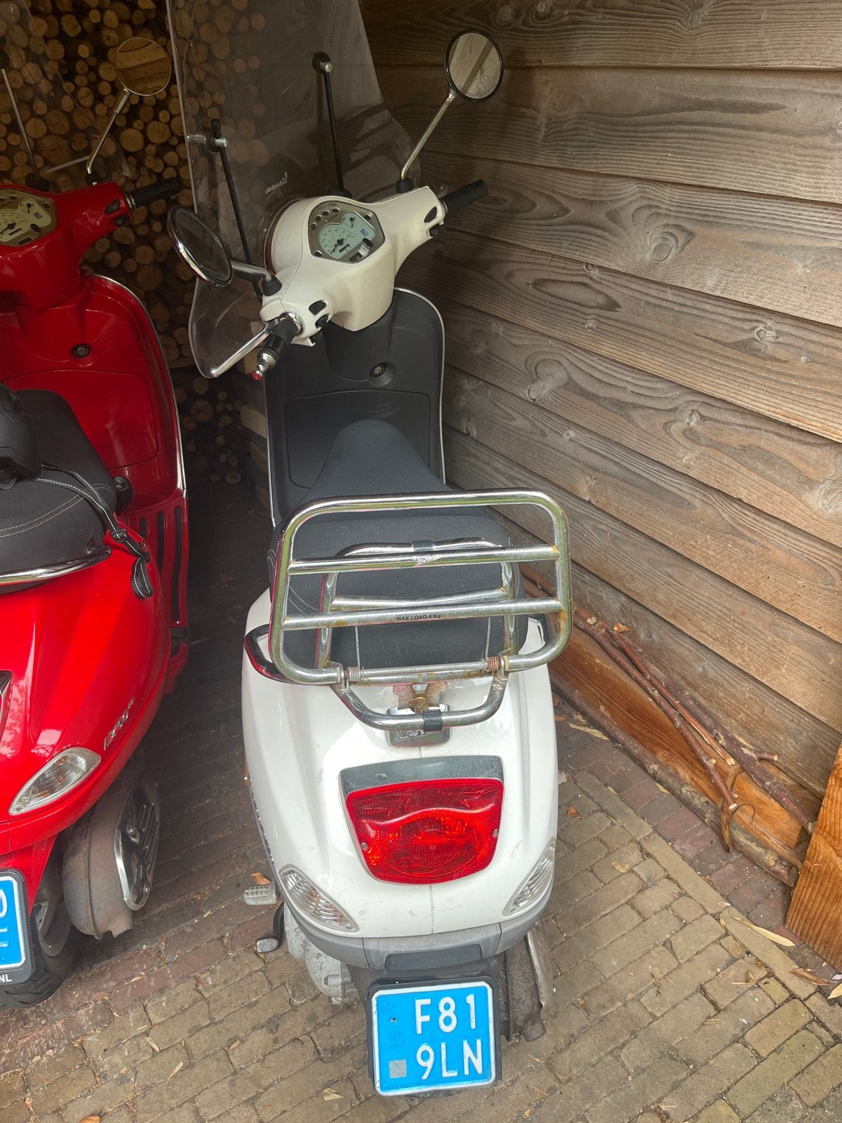 Vespa LX 50 4t - Wit - Goed onderhouden, Fietsen en Brommers, Scooters | Vespa, Ophalen, Gebruikt, Maximaal 45 km/u, Benzine