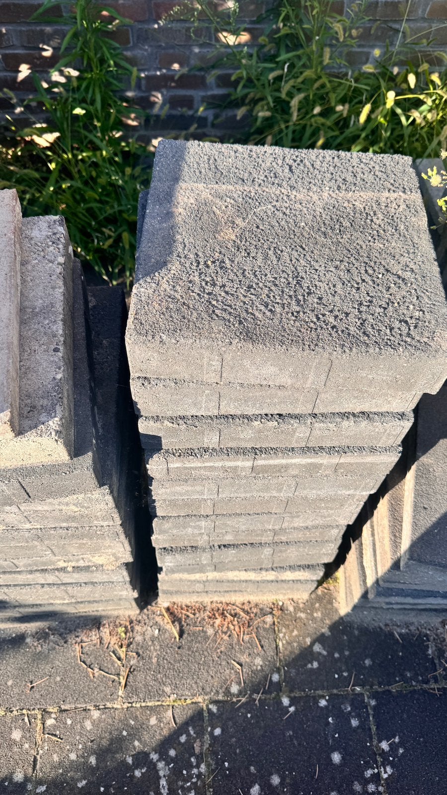 gratis af te halen, Ophalen, Zo goed als nieuw, Beton, Klinkers