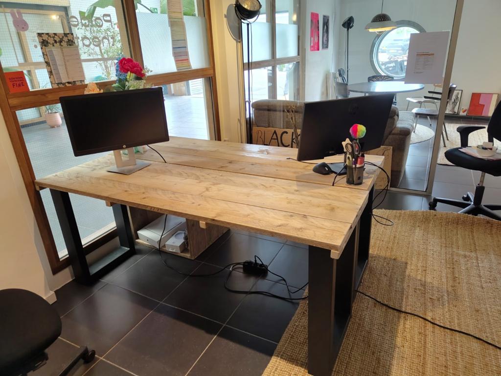 Grote steigerhouten bureau's, Ophalen, 180 cm, Bruin, Zo goed als nieuw