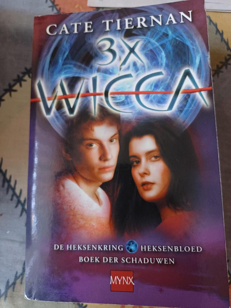Cate tiernan 3 x wicca.heksenkring.bloed/boek van schaduwen., Ophalen, Gelezen, Cate Tiernan