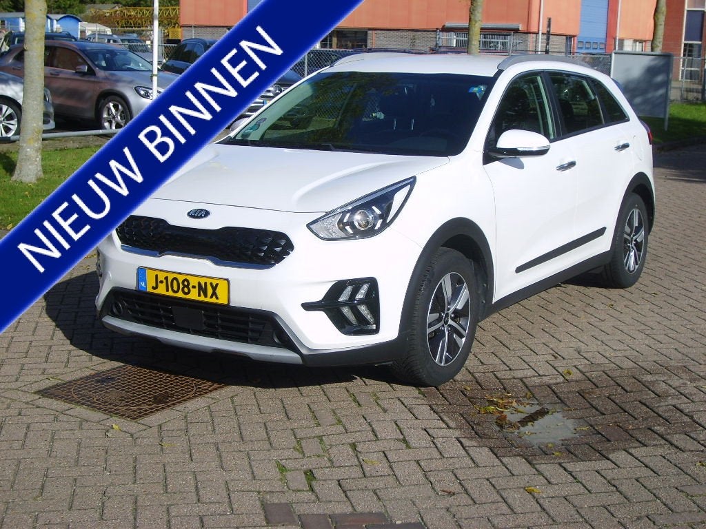Kia Niro 1.6 GDi Hybrid DynamicLine (bj 2020, automaat), Auto's, Dealer onderhouden, Gebruikt, Leder en Stof, Wit