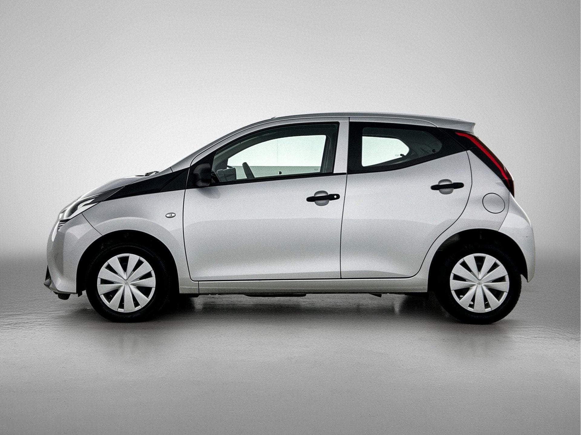 Toyota Aygo 1.0 VVT-i x-fun (bj 2021), Voorwielaandrijving, 12 maanden, Stof, Gebruikt