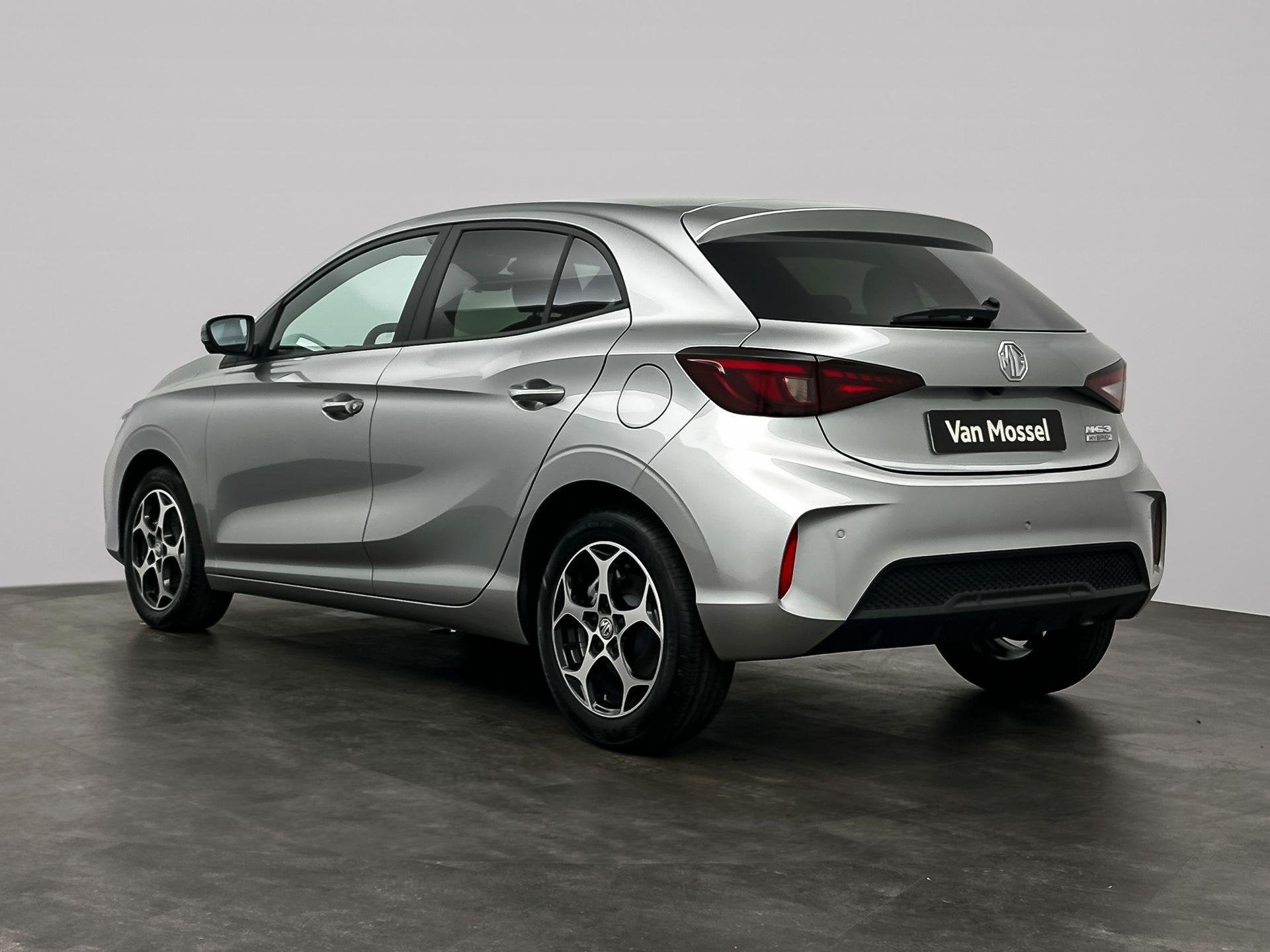 MG 3 1.5 Hybrid Luxury | Madness Editon | Verschillende kleu, Auto's, 1498 cc, 4 cilinders, 2 kWh, Wit
