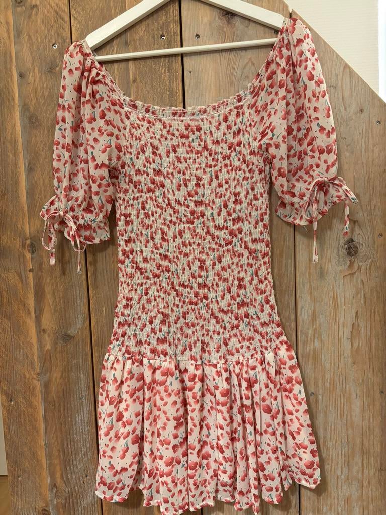 Jurk met bloemen van Loavies maat S, Maat 38/40 (M), Ophalen of Verzenden, Zo goed als nieuw, Roze