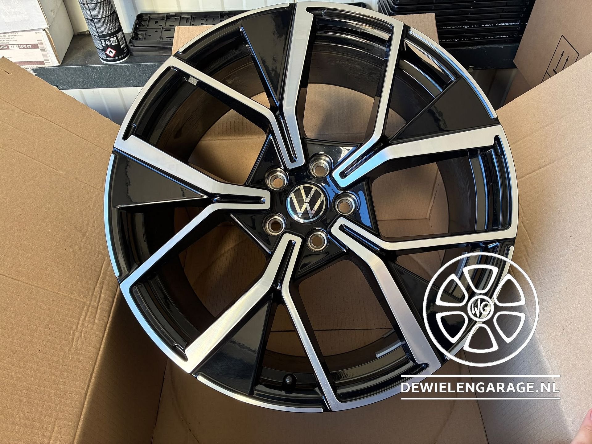 20 inch VW Tiguan / Tayron LEEDS Velgen NIEUW en Origineel 5, Auto-onderdelen, Velg(en), -, -, Nieuw