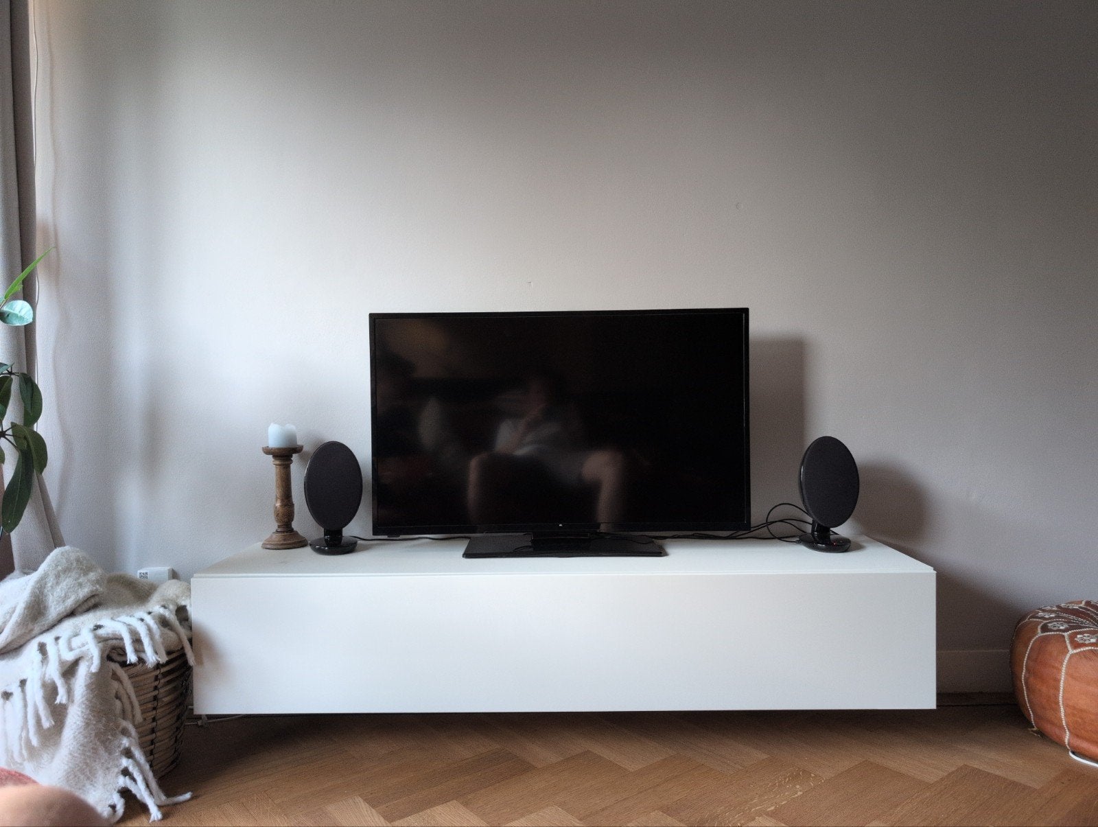 KEF Egg speakers - Bluetooth werkt goed, TV hapert soms, Overige merken, Verzenden, Speakerset, Minder dan 60 watt