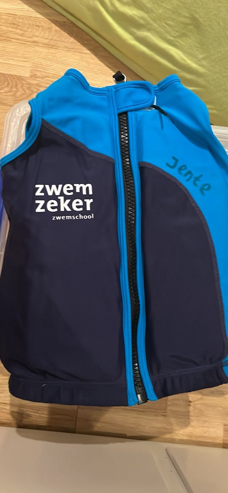 Zwemvestje met drijvers van easyswim, Kinderen en Baby's, Kinderkleding | Kinder-zwemkleding, Zo goed als nieuw, Zwem-accessoire