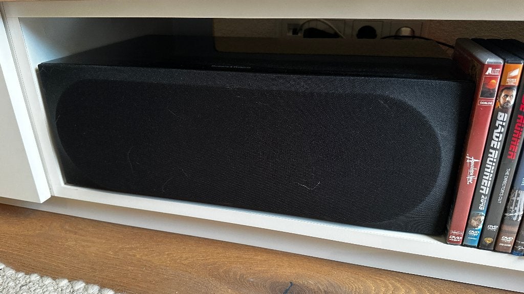 Center speaker B&W, Ophalen, Inclusief kabels, Zo goed als nieuw, 60 tot 120 watt