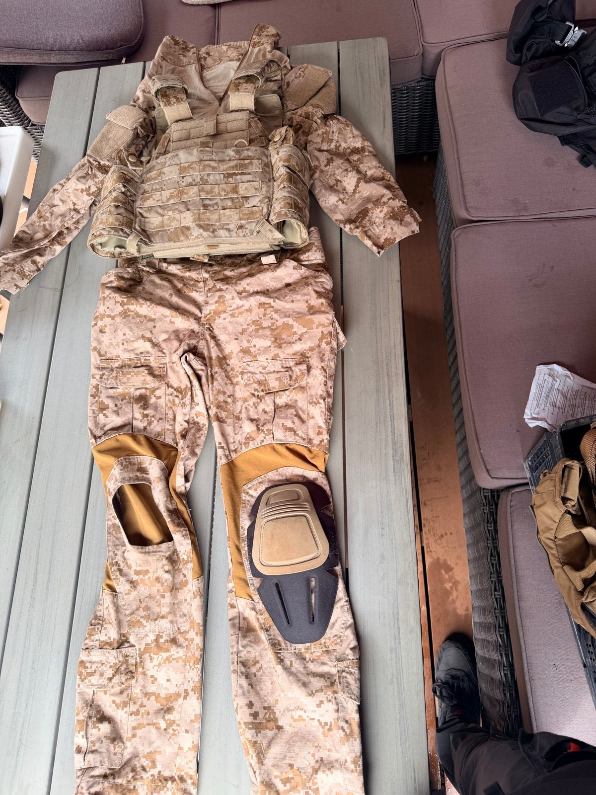 Aor1 gevechts kleding en plate carrier. S/m-r, Ophalen of Verzenden, Overige soorten, Amerika, Kleding of Schoenen
