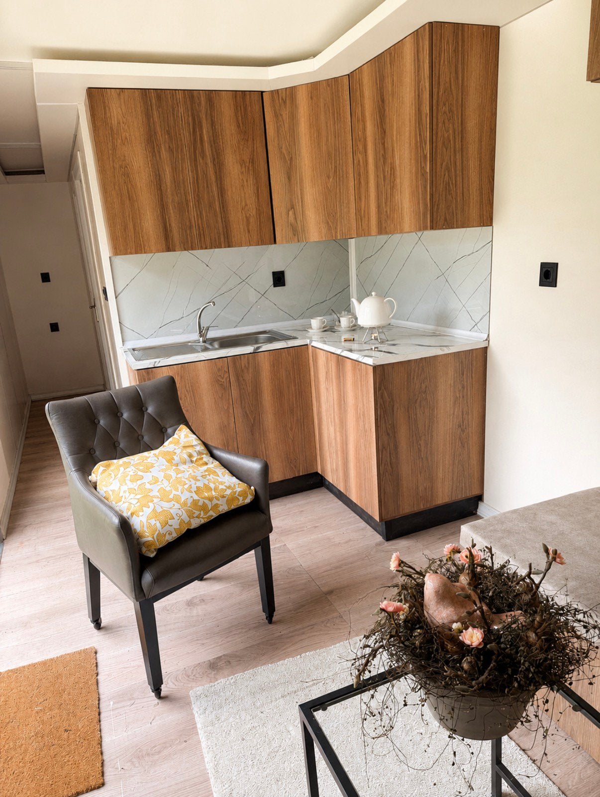 Tiny House | Woon-unit | 2 slaapkamers met keuken badkamer, Caravans en Kamperen, Stacaravans, Tot en met 2