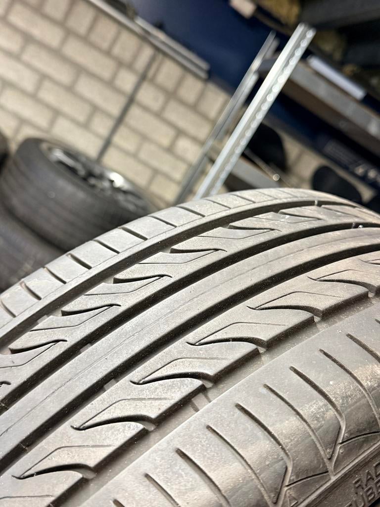 Landsail banden met velgen - 225/40R18, Ophalen of Verzenden, Zo goed als nieuw