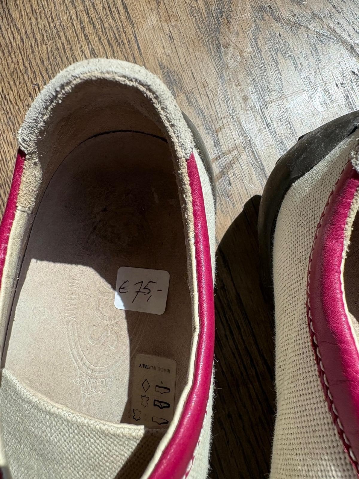 Vintage Tod's instappers maat 38 - rood/beige, Kleding | Dames, Schoenen, Ophalen of Verzenden, Zo goed als nieuw, Rood, Instappers