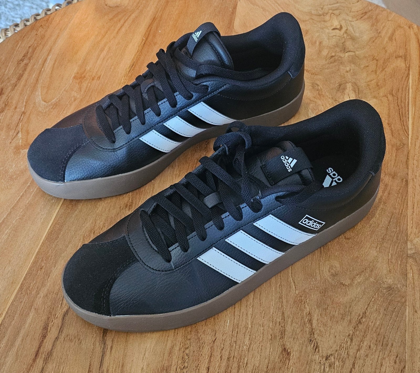 Adidas Berreda maat 45 1/3, Kleding | Heren, Schoenen, Zo goed als nieuw, Zwart, Ophalen of Verzenden