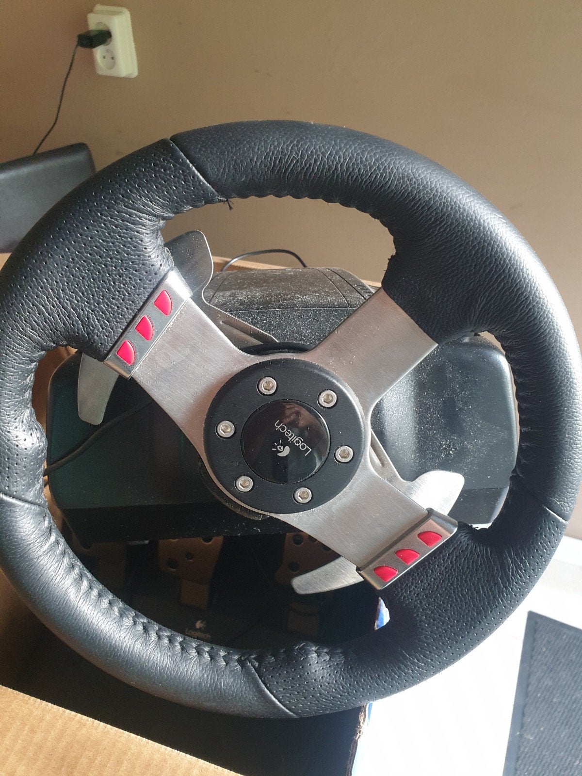 Logitech racestuur met pedalen G27, Spelcomputers en Games, Ophalen, Overige merken, Gebruikt