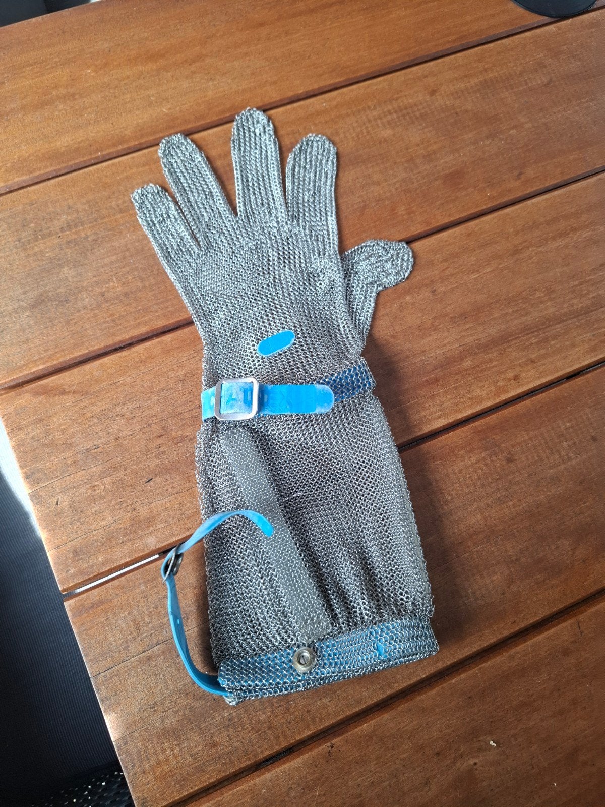 snijhandschoen  slagerij slagers uitbeenhandschoen, Ophalen of Verzenden