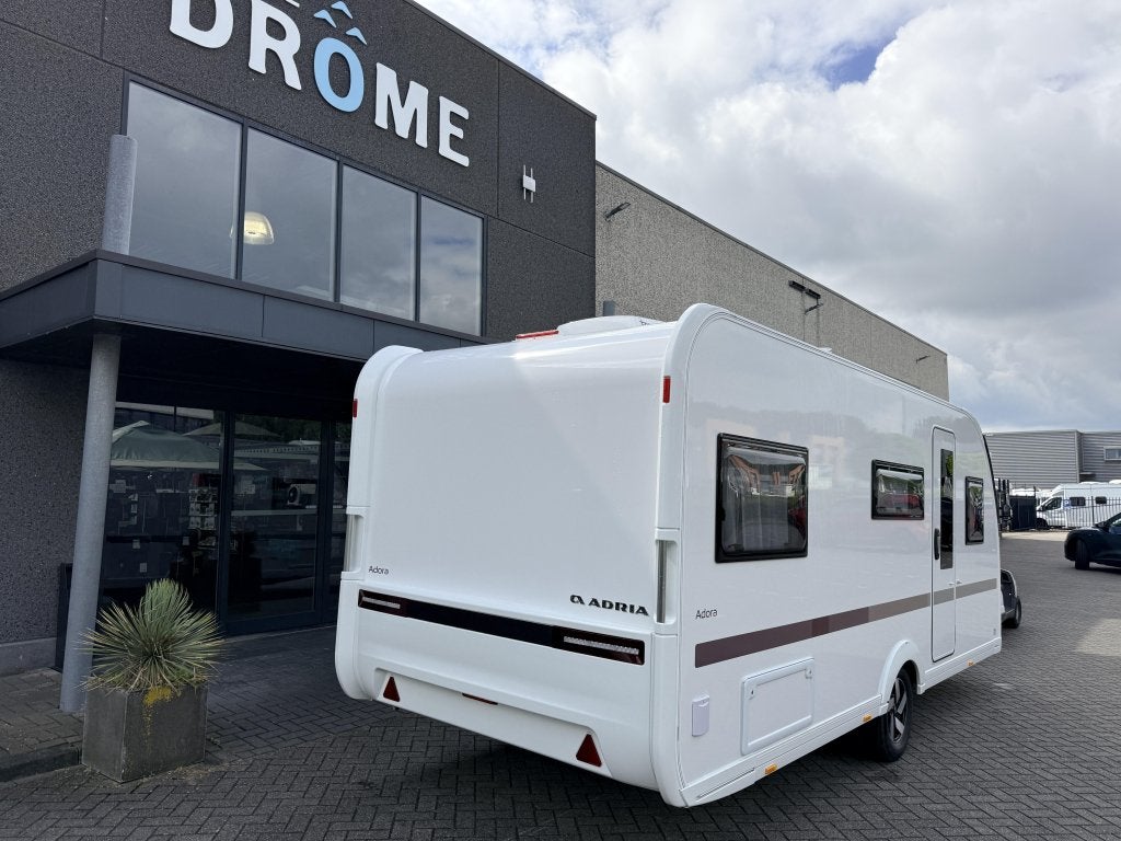 Adria Adora 532 UL GRATIS AIRCO, Caravans en Kamperen, Bedrijf, Adria, 6 tot 7 meter, Schokbreker