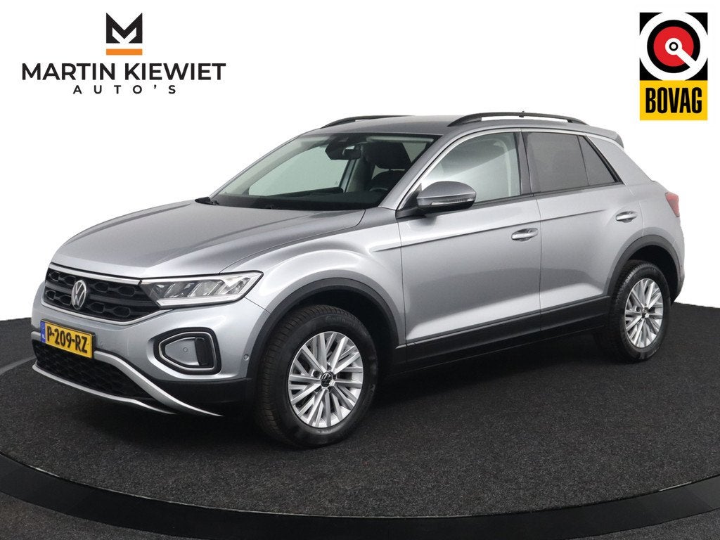 Volkswagen T-Roc 1.0 TSI Life|Trekhaak|PDC|Apple Carplay/And, Voorwielaandrijving, Stof, Gebruikt, Origineel Nederlands