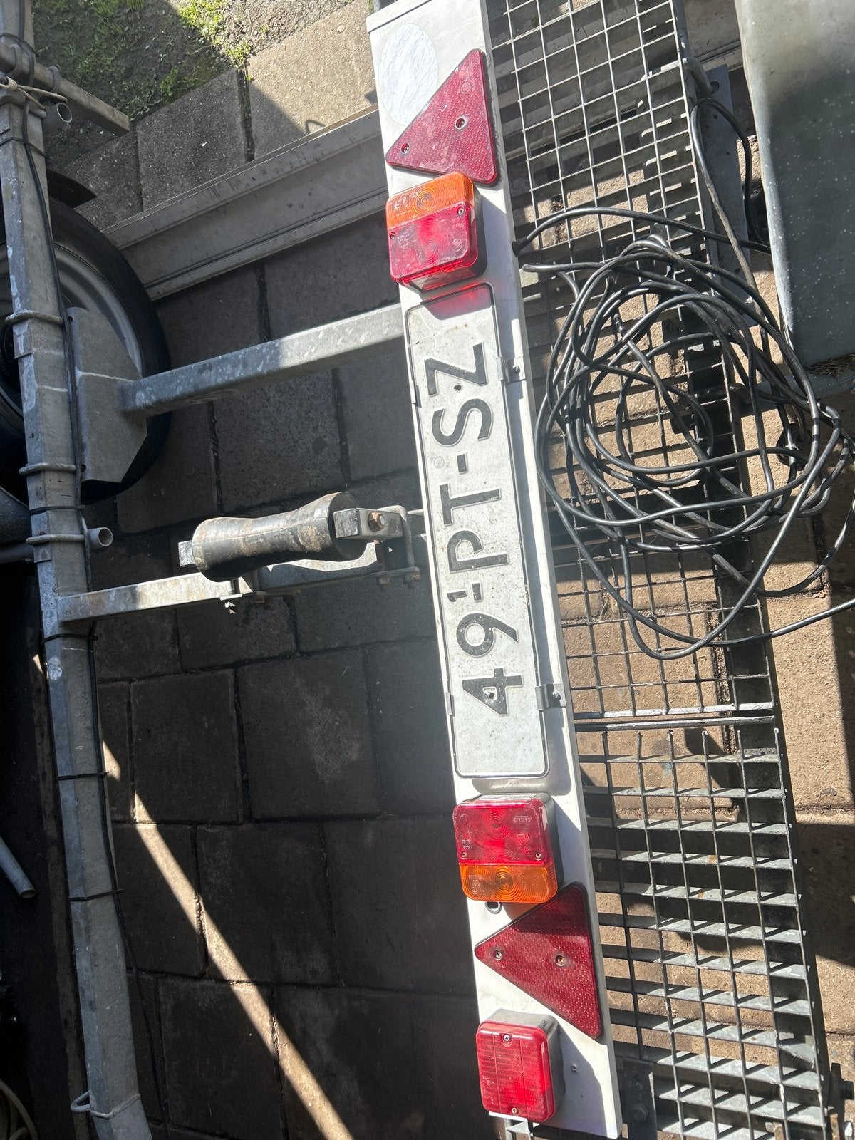 Lichtbalk met mistverlichting en kentekenhouder, 8m snoer, Auto diversen, Ophalen of Verzenden, Gebruikt