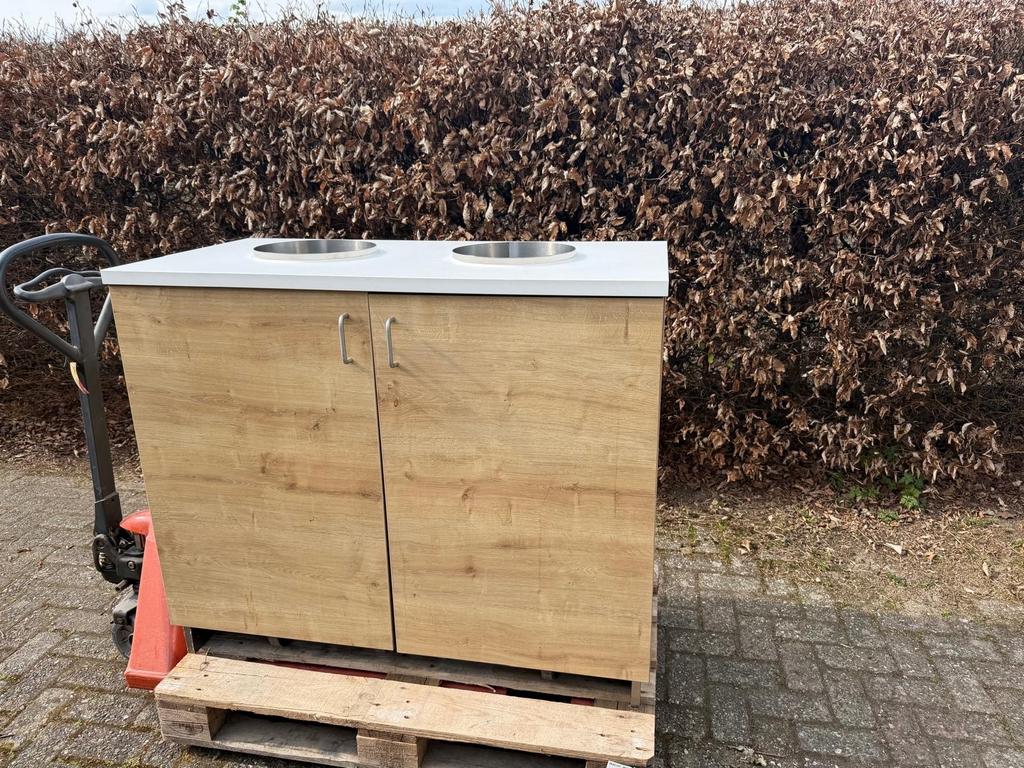 Afvalkast met dubbele inworp, Minder dan 10 liter, Ophalen, Zo goed als nieuw, Overige materialen