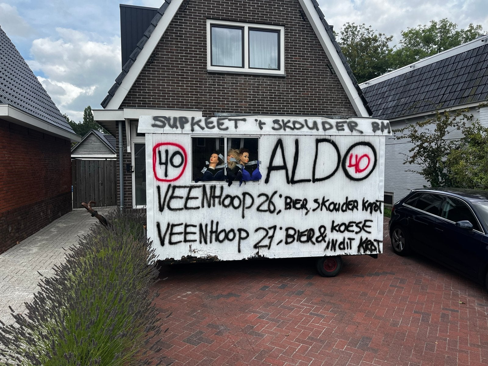 Feestwagen/Keet voor evenementen of bouwplaats, Ophalen, Gebruikt