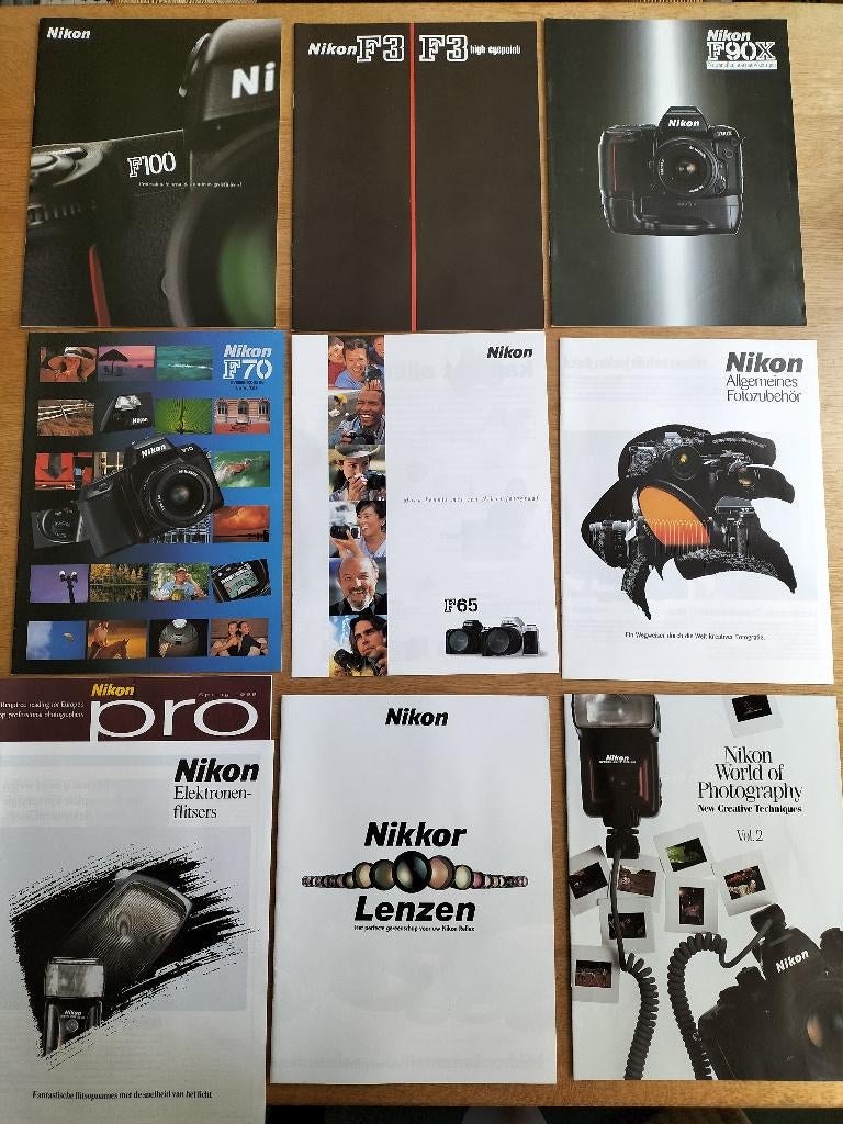 Nikon Brochures, Ophalen of Verzenden, Zo goed als nieuw