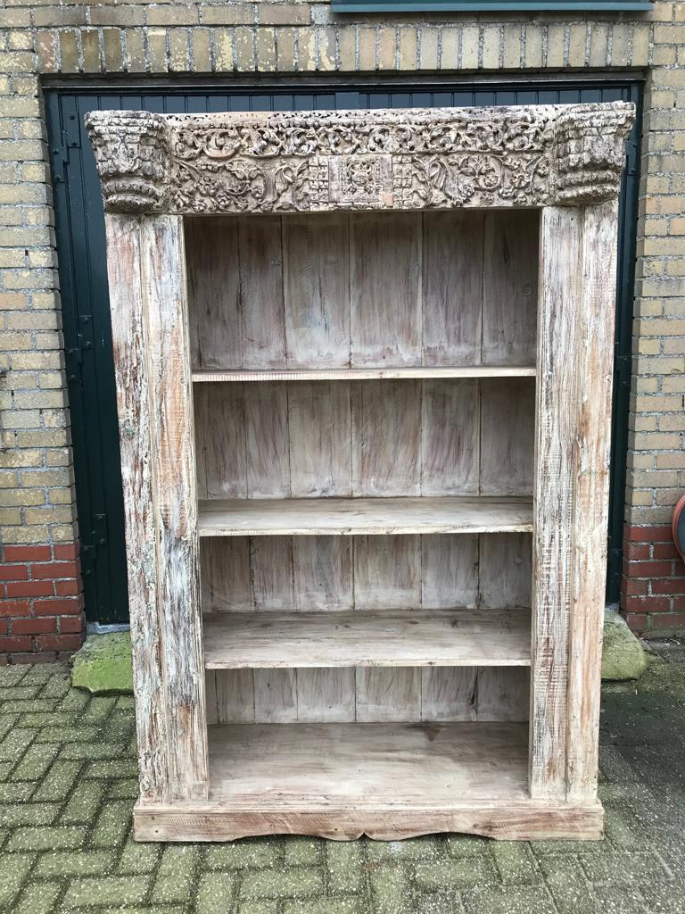 Indiase open India kast met oud oosters houtsnijwerk massief, Huis en Inrichting, Kasten | Boekenkasten, Nieuw, 100 tot 150 cm