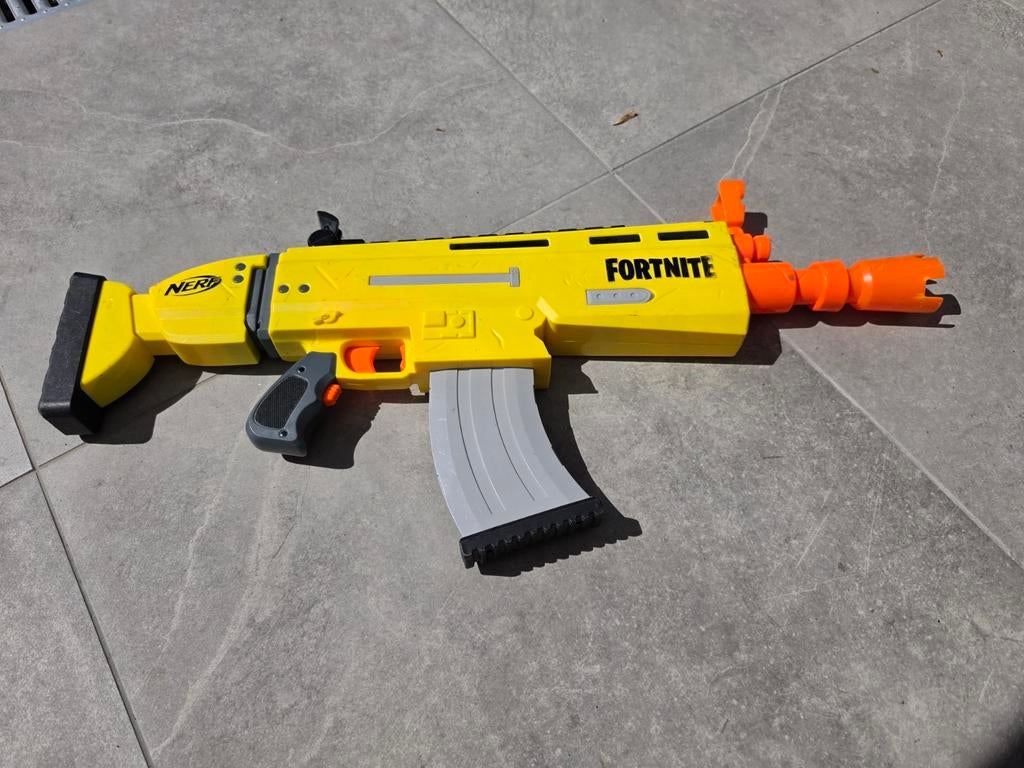 Nerf Fortnite AR-L Blaster elektrisch, Ophalen of Verzenden, Gebruikt, Jongen of Meisje