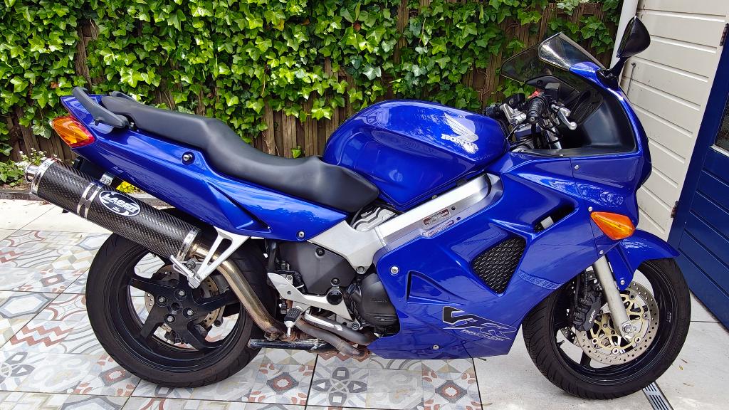 Mooie Honda VFR 800fi bouwjaar 2000, Sportuitlaat, 782 cc, 4 cilinders, Motorrijbewijs A