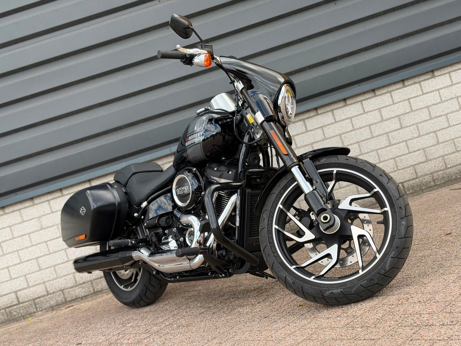 Harley Davidson FLSB Sport Glide 1ste eigenaar | 5HD | ABS |, Motoren, LED Verlichting, 1745 cc, Chopper, Bedrijf