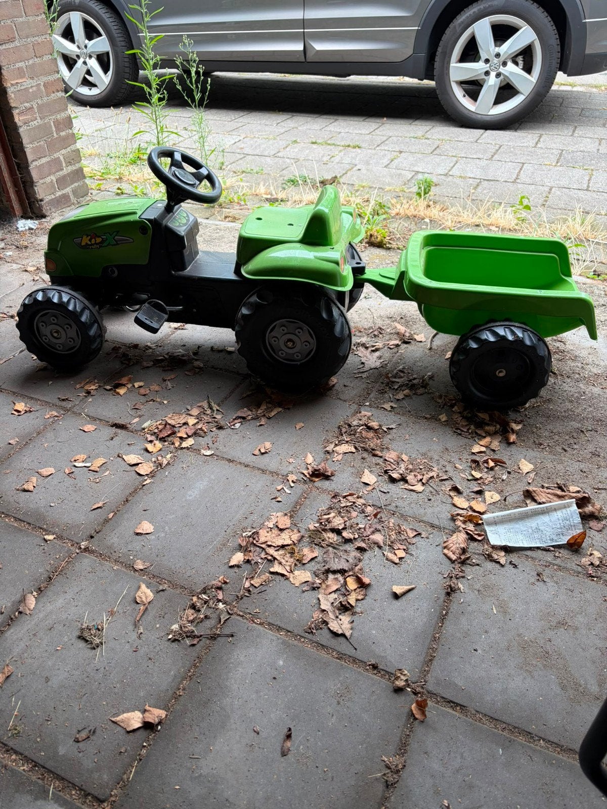 Groene traptractor met aanhanger, Ophalen, Gebruikt, Trapvoertuig