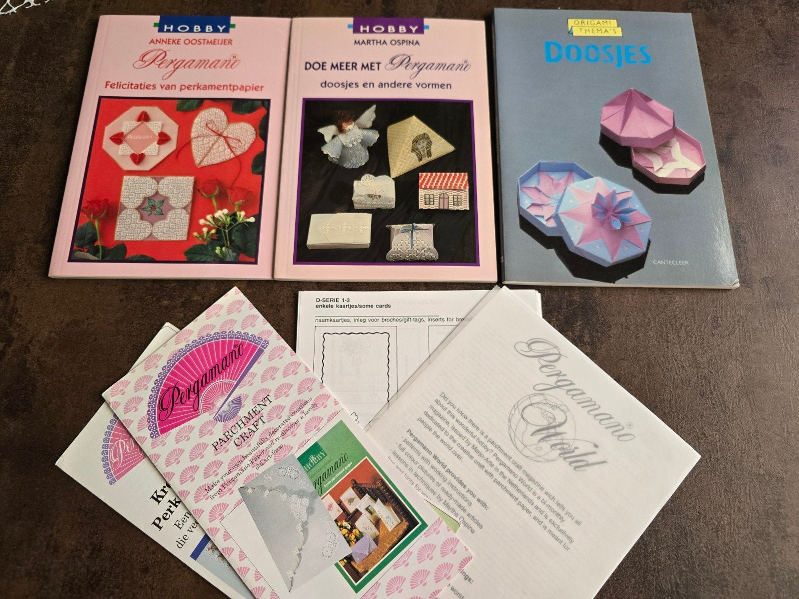 Vintage hobbypakket: 3 boeken (Pergamano & Origami) + extra, Hobby en Vrije tijd, Scrapbooking, Ophalen of Verzenden, Album of Boek